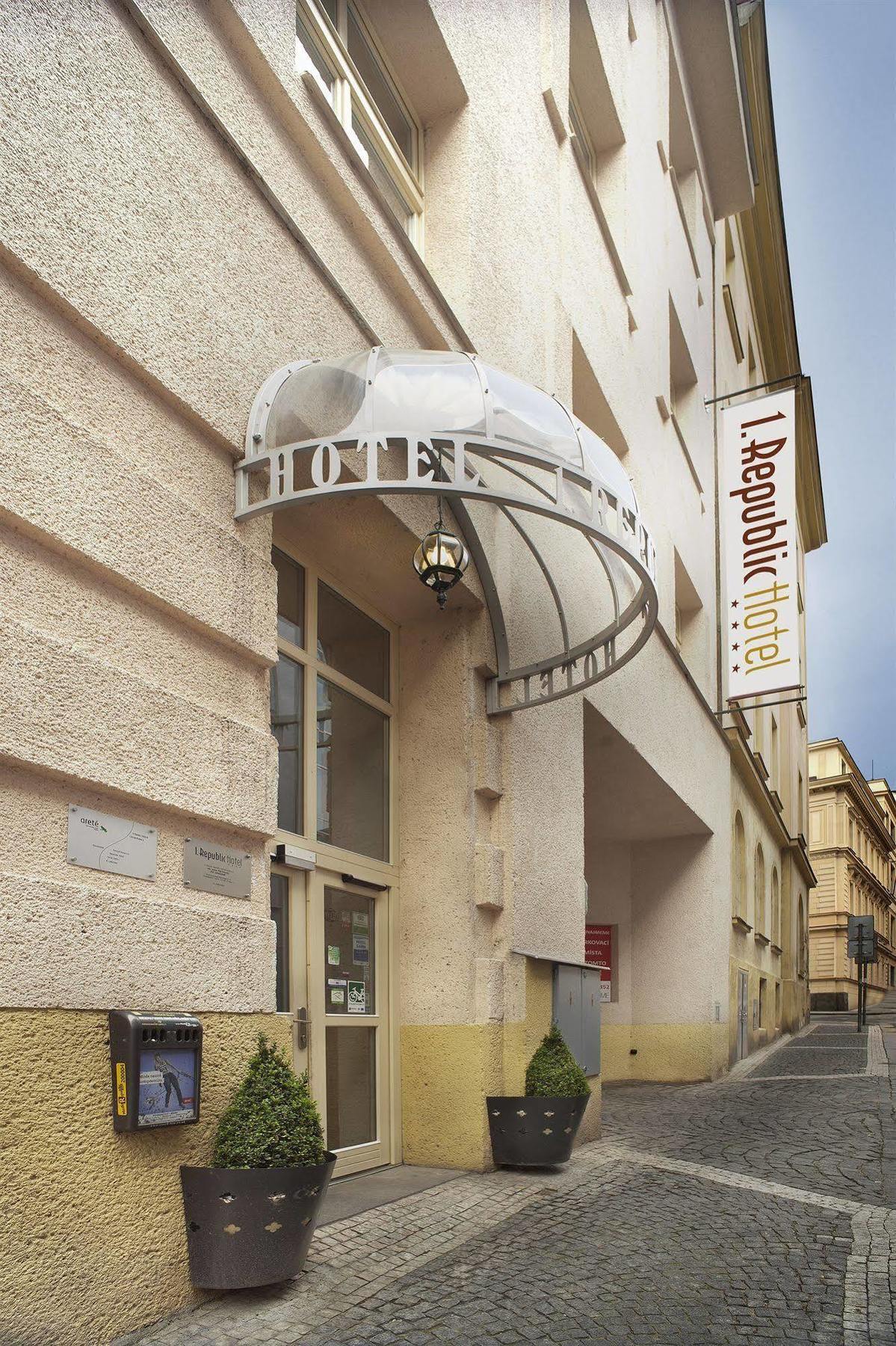 1.Republic Hotel Praha Bagian luar foto